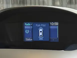 Used 2013 Ford Kuga Titanium Black - Interior and Exterior details 10