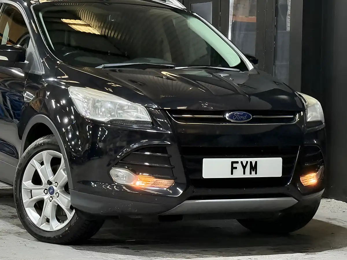 Used 2013 Ford Kuga Titanium Black - Interior and Exterior details 17