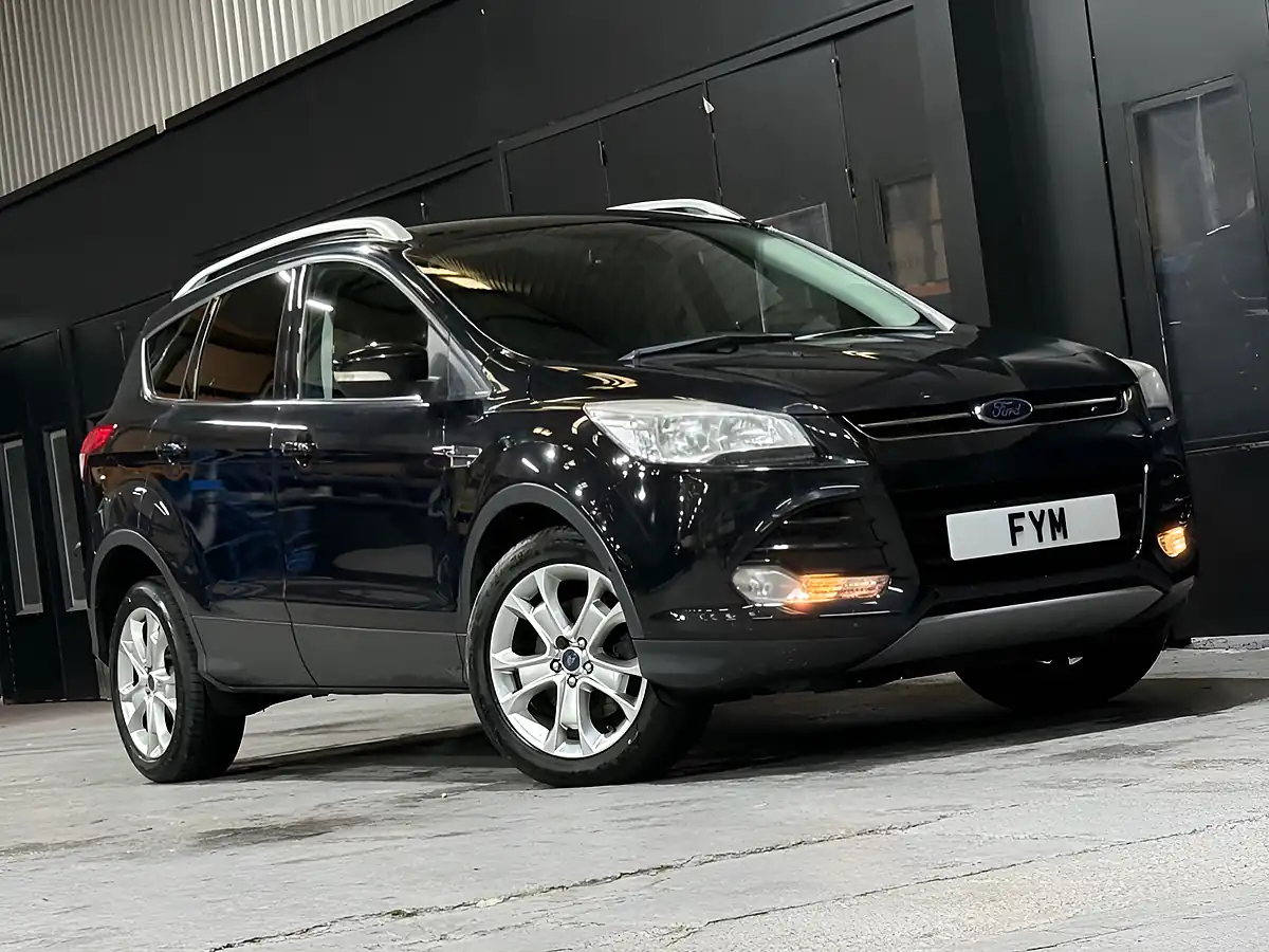 Used 2013 Ford Kuga Titanium Black - Interior and Exterior details 18