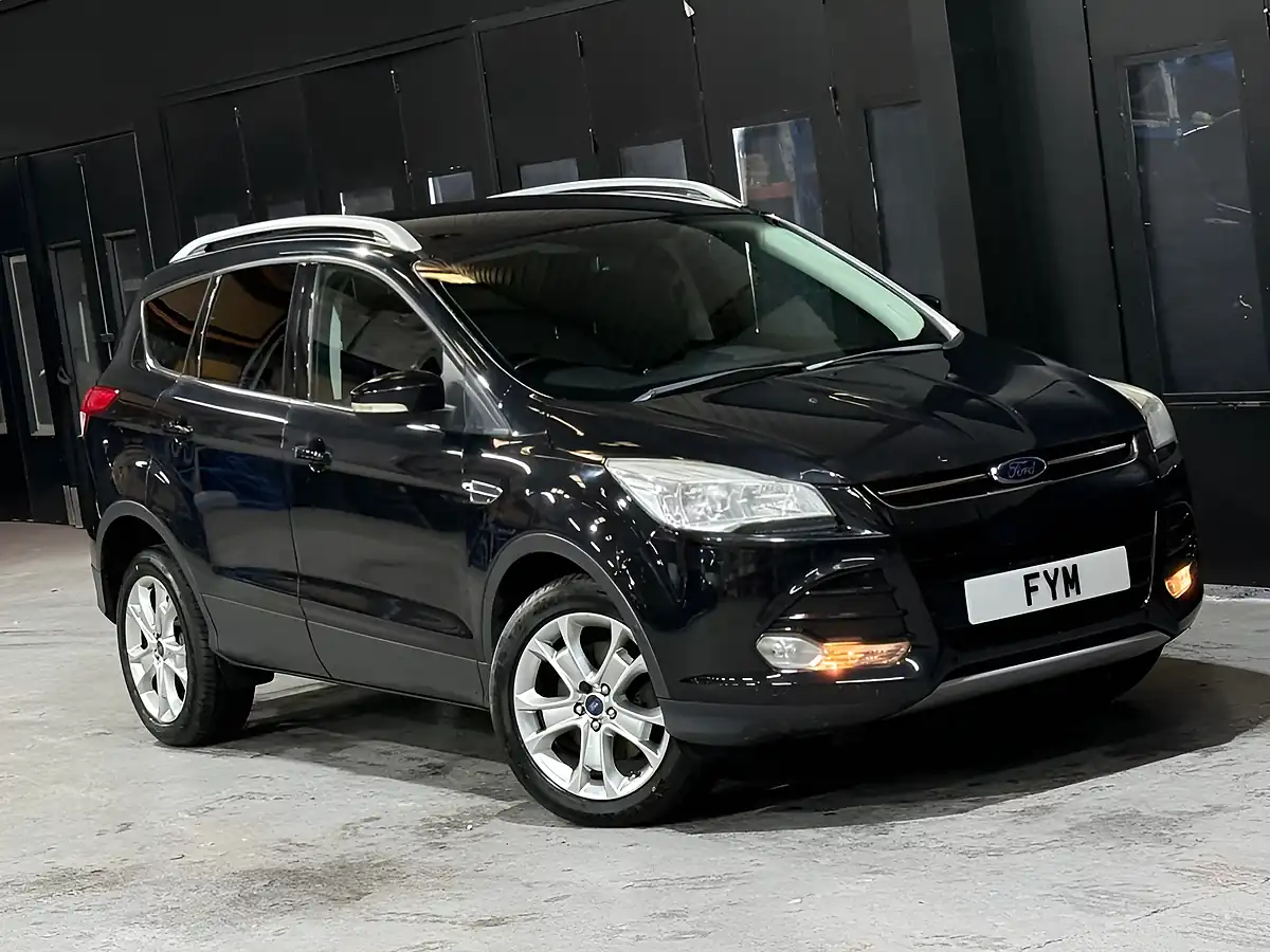 Used 2013 Ford Kuga Titanium Black - Interior and Exterior details 19