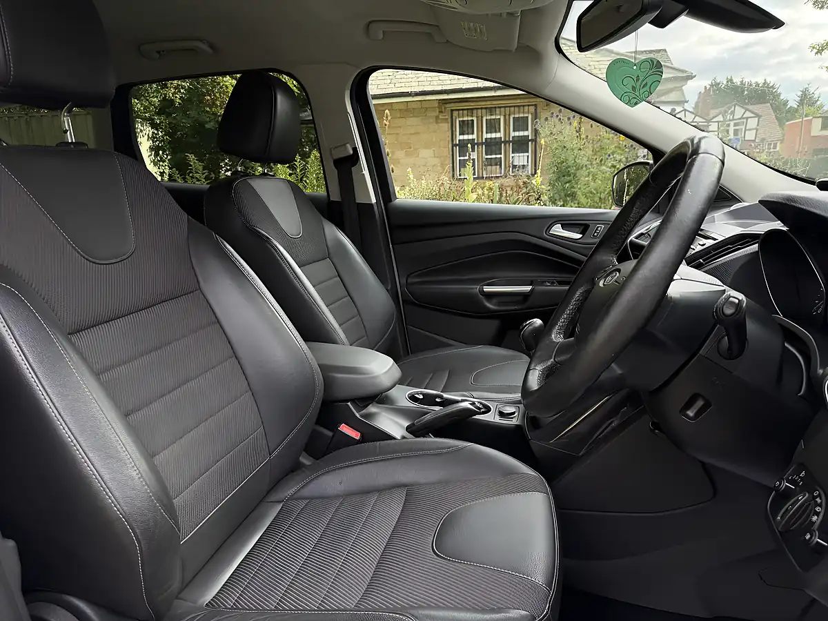 Used 2013 Ford Kuga Titanium Silver - Interior and Exterior details 13