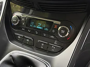 Used 2013 Ford Kuga Titanium Silver - Interior and Exterior details 17