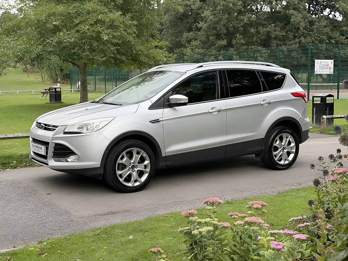 Used 2013 Ford Kuga Titanium Silver - Interior and Exterior details 5