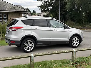 Used 2013 Ford Kuga Titanium Silver - Interior and Exterior details 8