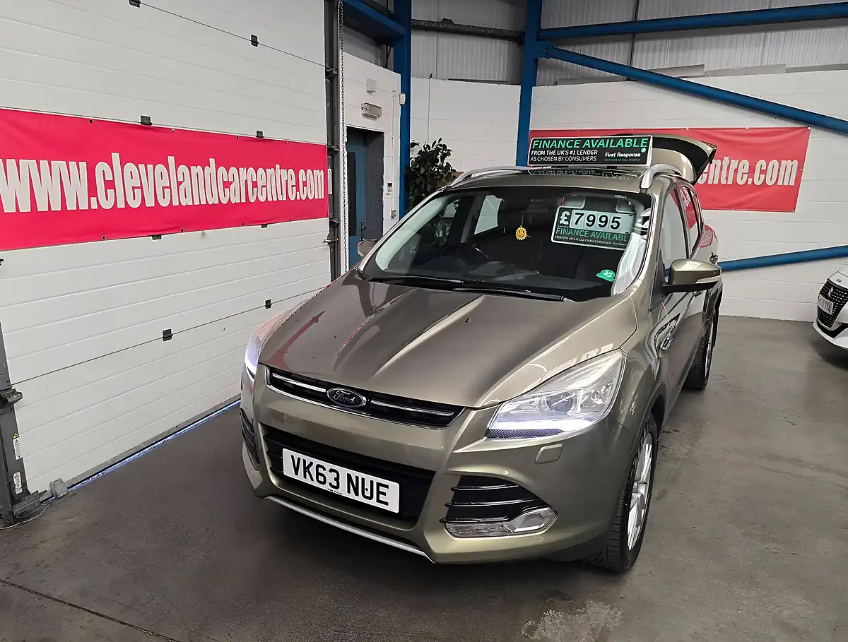 Used 2013 Ford Kuga Titanium X Green - Interior and Exterior details 13