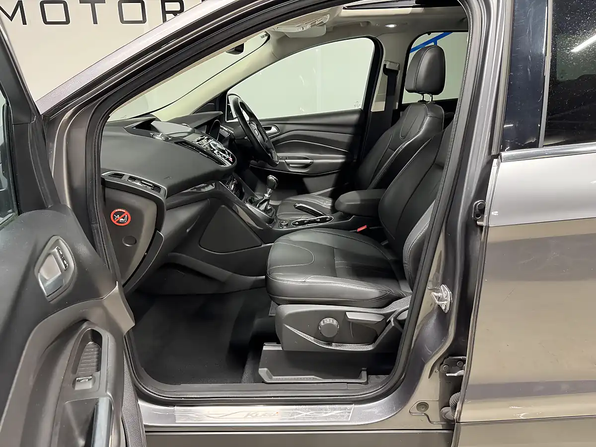 Used 2013 Ford Kuga Titanium X Magnetic Grey - Interior and Exterior details 9