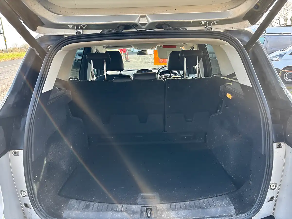 Used 2013 Ford Kuga Titanium X Silver - Interior and Exterior details 13
