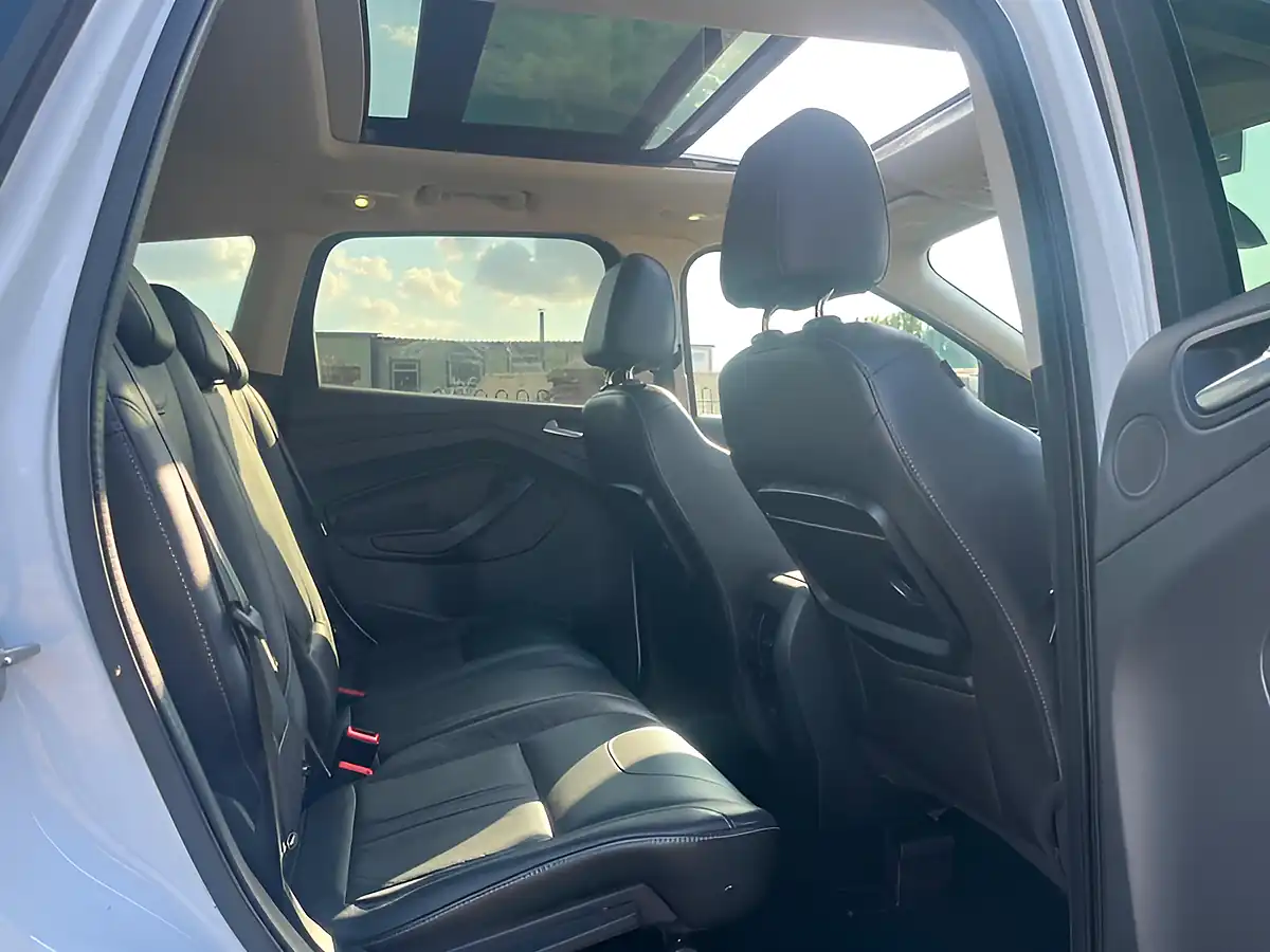 Used 2013 Ford Kuga Titanium X White - Interior and Exterior details 11