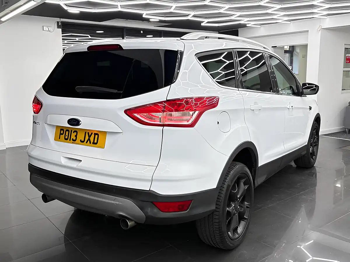 Used 2013 Ford Kuga Titanium X White - Interior and Exterior details 10