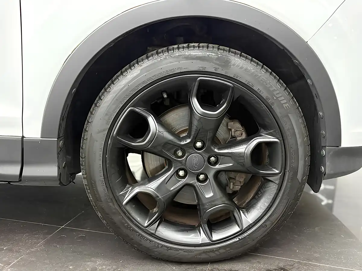 Used 2013 Ford Kuga Titanium X White - Interior and Exterior details 15