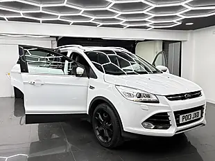 Used 2013 Ford Kuga Titanium X White - Interior and Exterior details 5