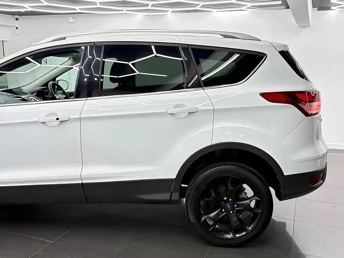 Used 2013 Ford Kuga Titanium X White - Interior and Exterior details 9