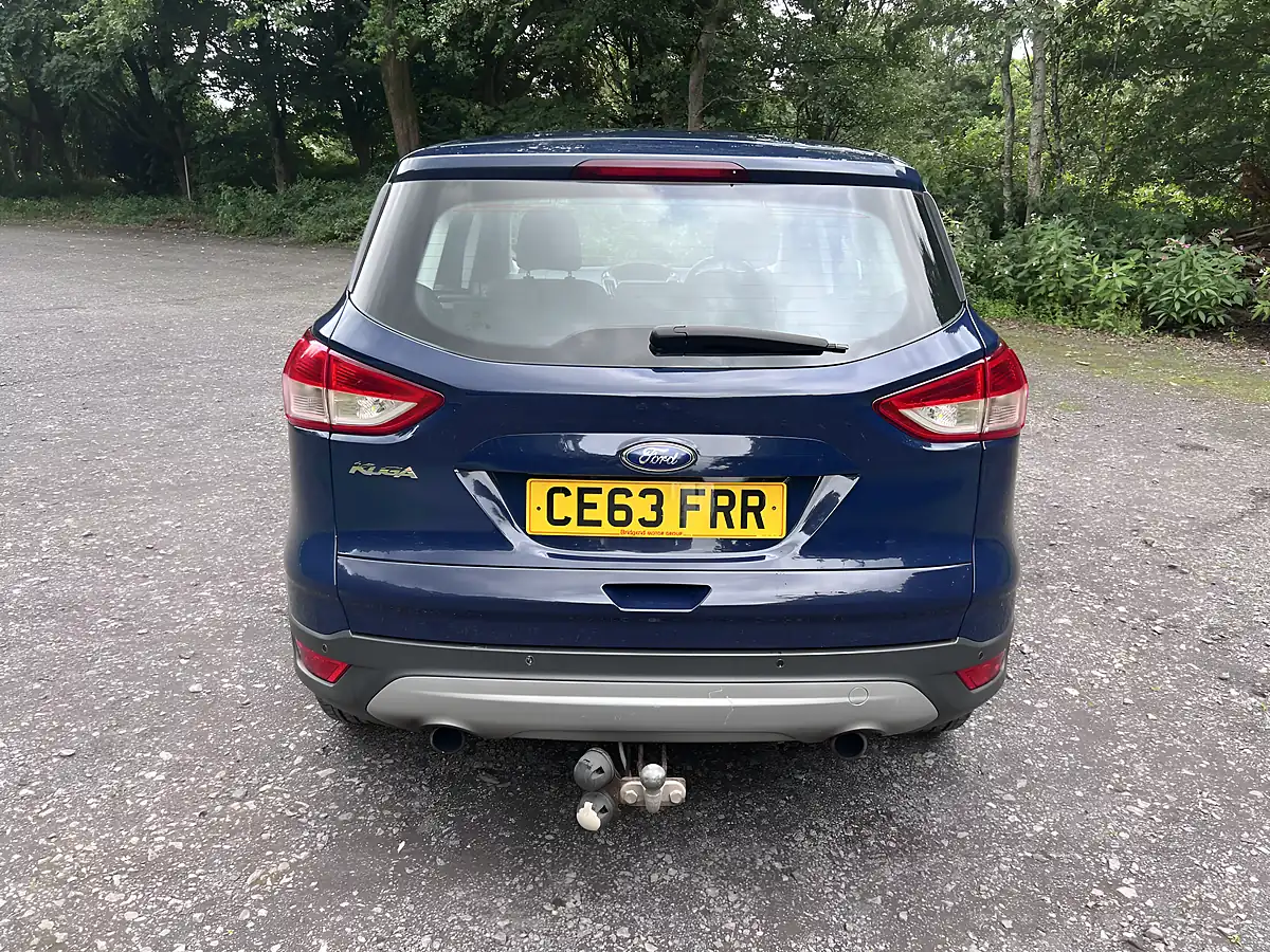 Used 2013 Ford Kuga Zetec Blue - Interior and Exterior details 5