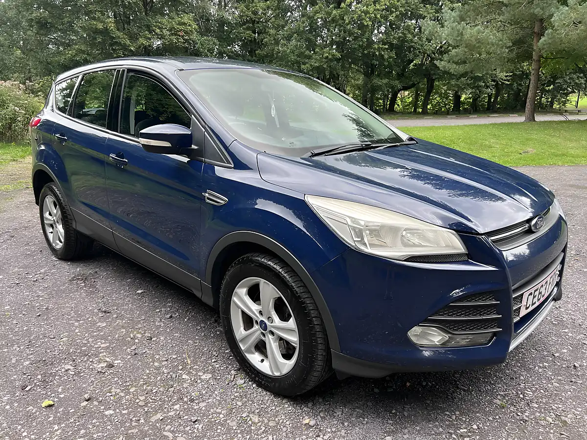 Used 2013 Ford Kuga Zetec Blue - Interior and Exterior details 8