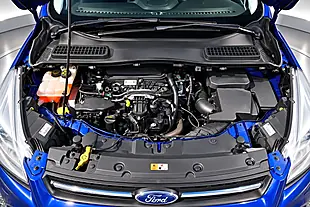Used 2013 Ford Kuga Zetec Blue - Interior and Exterior details 6