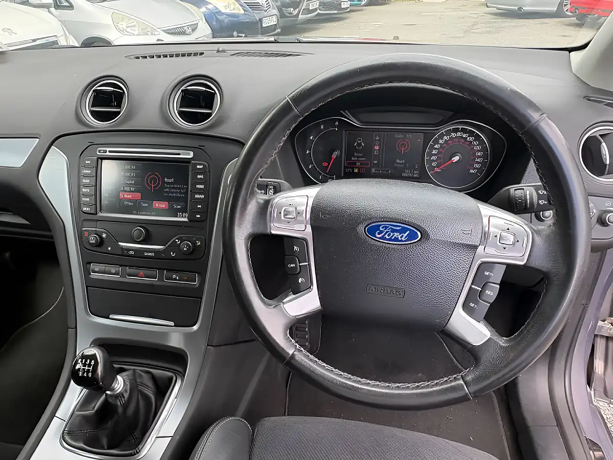 Used 2013 Ford Mondeo Titanium X Brown - Interior and Exterior details 8