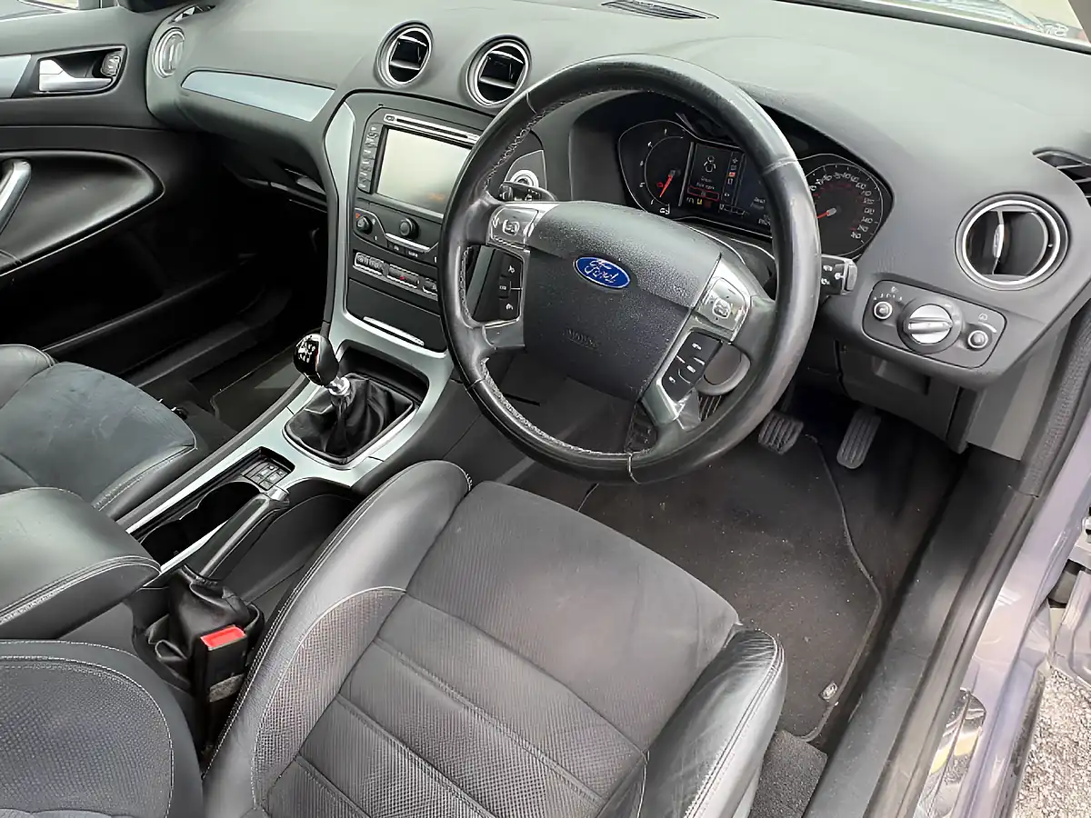 Used 2013 Ford Mondeo Titanium X Brown - Interior and Exterior details 9