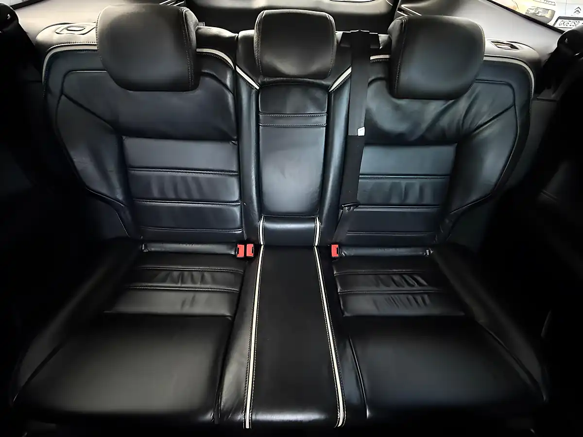 Used 2013 Ford Mondeo Titanium X Business Edition Black - Interior and Exterior details 12
