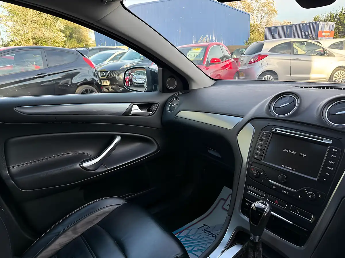 Used 2013 Ford Mondeo Titanium X Business Edition Black - Interior and Exterior details 15