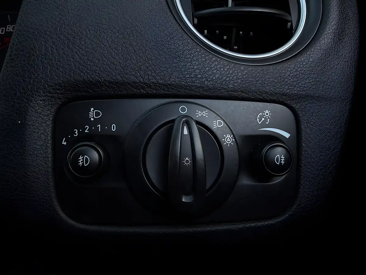 Used 2013 Ford Mondeo Titanium X Business Edition Black - Interior and Exterior details 16