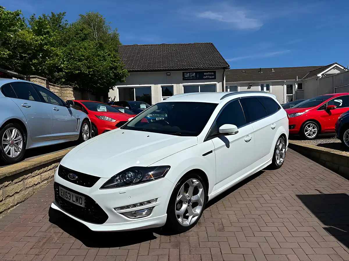Used 2013 Ford Mondeo Titanium X Sport White - Front View