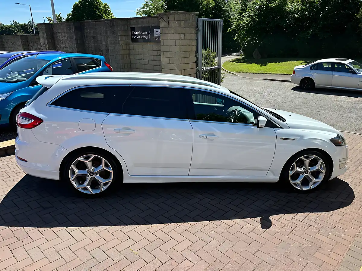 Used 2013 Ford Mondeo Titanium X Sport White - Interior and Exterior details 11