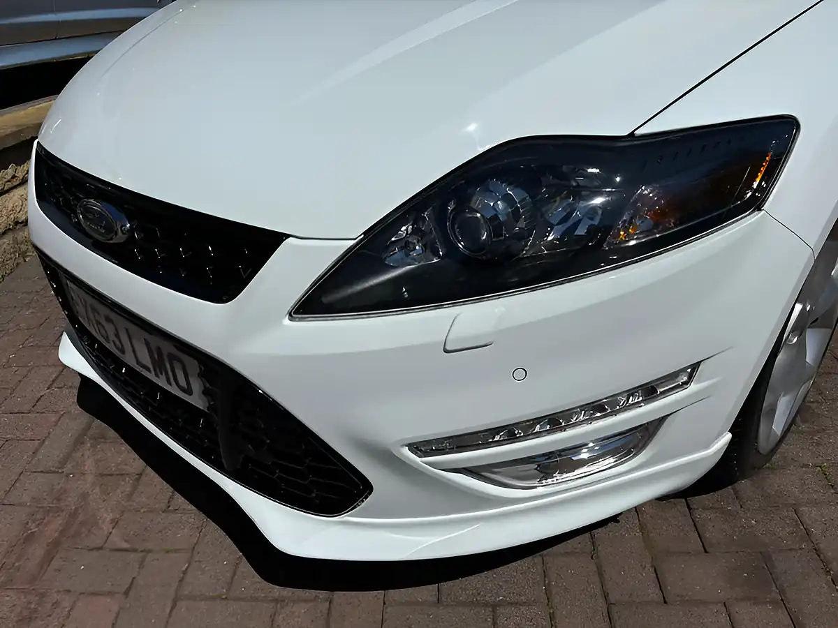 Used 2013 Ford Mondeo Titanium X Sport White - Interior and Exterior details 16
