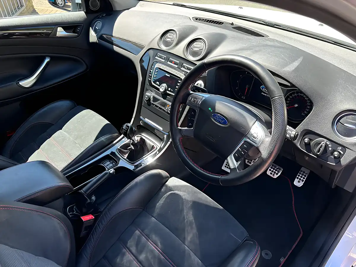 Used 2013 Ford Mondeo Titanium X Sport White - Interior and Exterior details 19