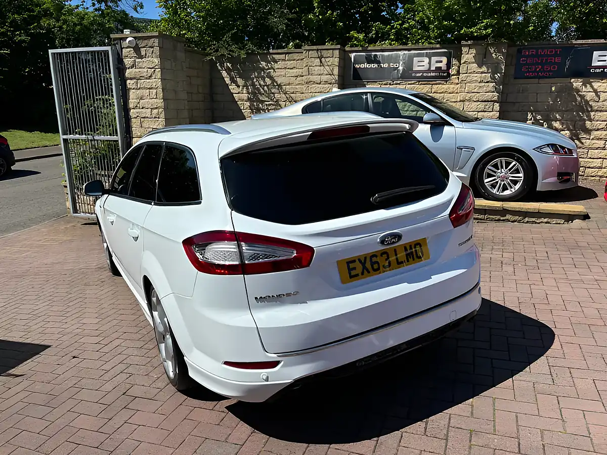 Used 2013 Ford Mondeo Titanium X Sport White - Interior and Exterior details 7