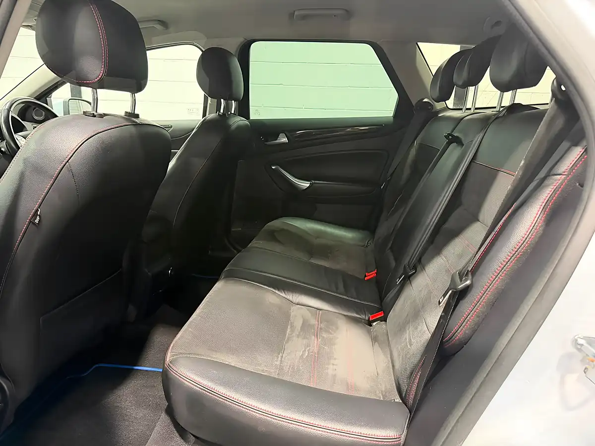 Used 2013 Ford Mondeo Titanium X Sport White - Interior and Exterior details 12