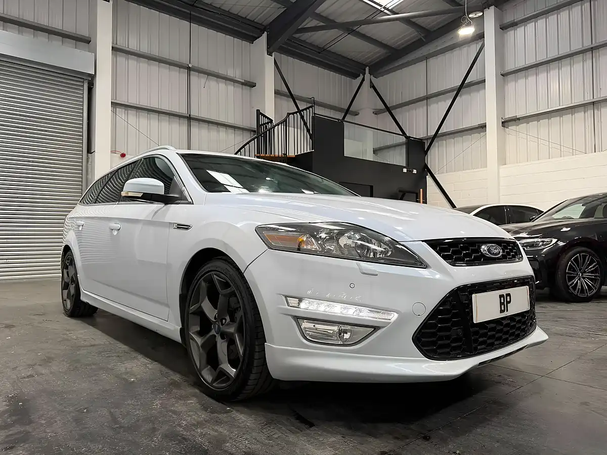 Used 2013 Ford Mondeo Titanium X Sport White - Interior and Exterior details 4