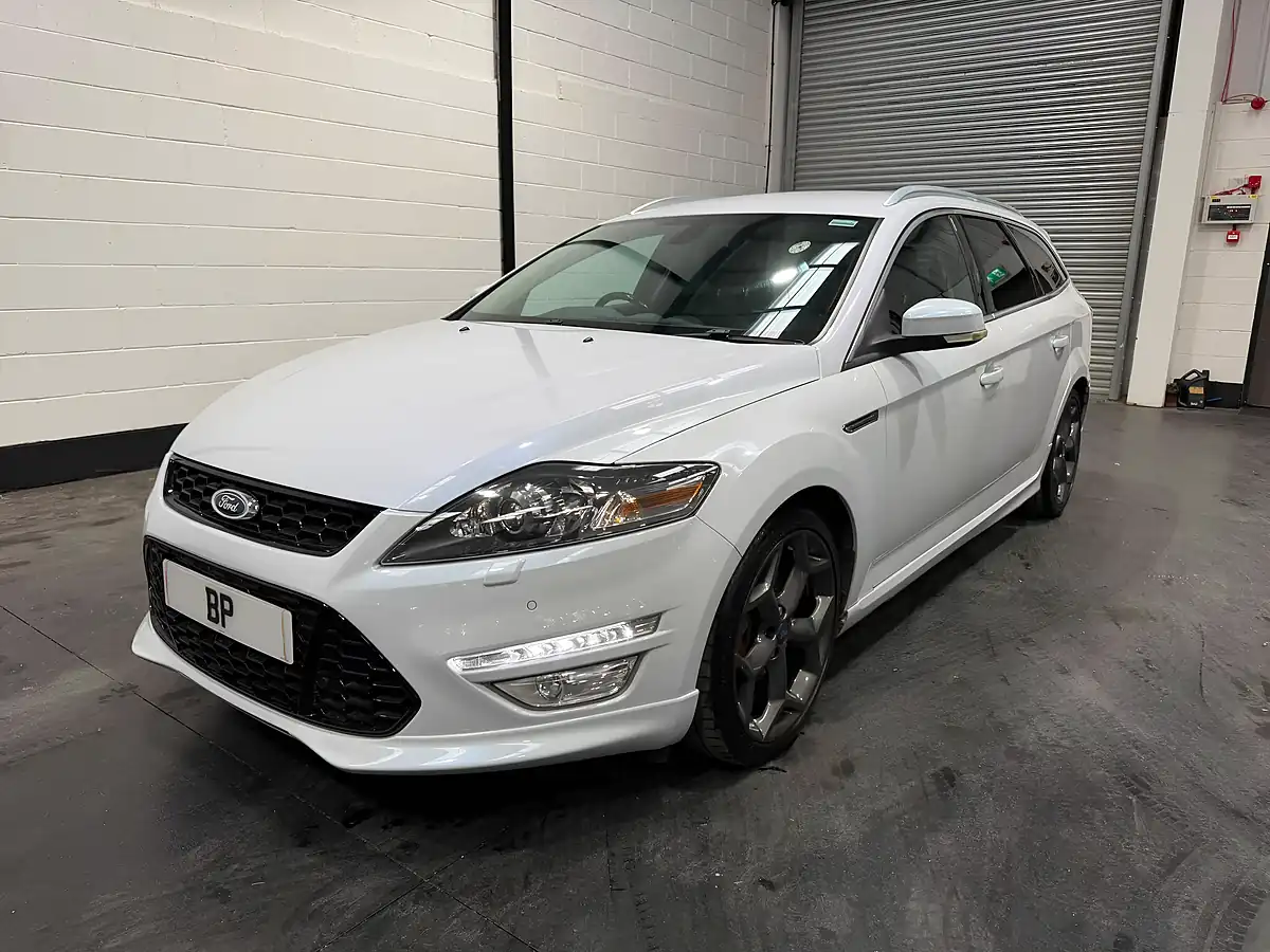 Used 2013 Ford Mondeo Titanium X Sport White - Interior and Exterior details 7