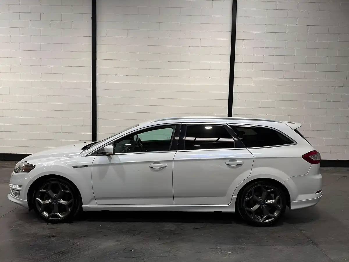 Used 2013 Ford Mondeo Titanium X Sport White - Interior and Exterior details 9