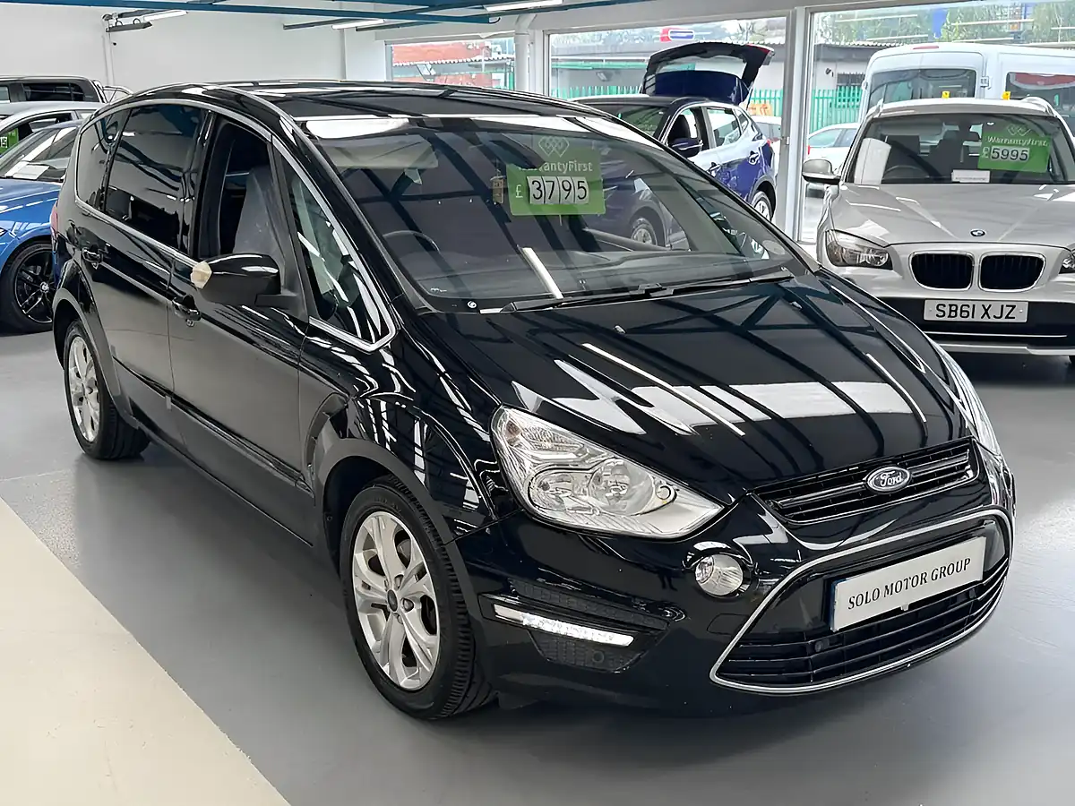 Used 2013 Ford S-Max Titanium Black - Interior and Exterior details 5