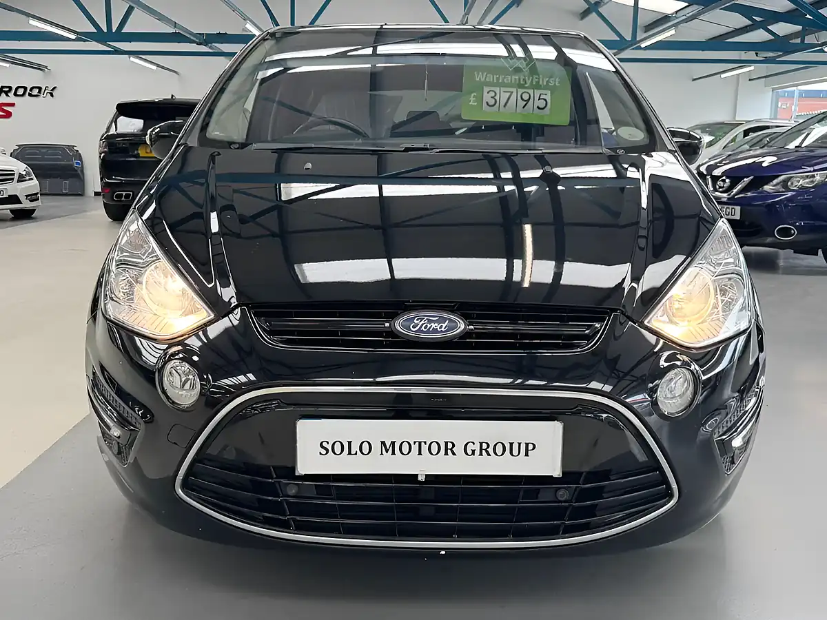 Used 2013 Ford S-Max Titanium Black - Interior and Exterior details 6