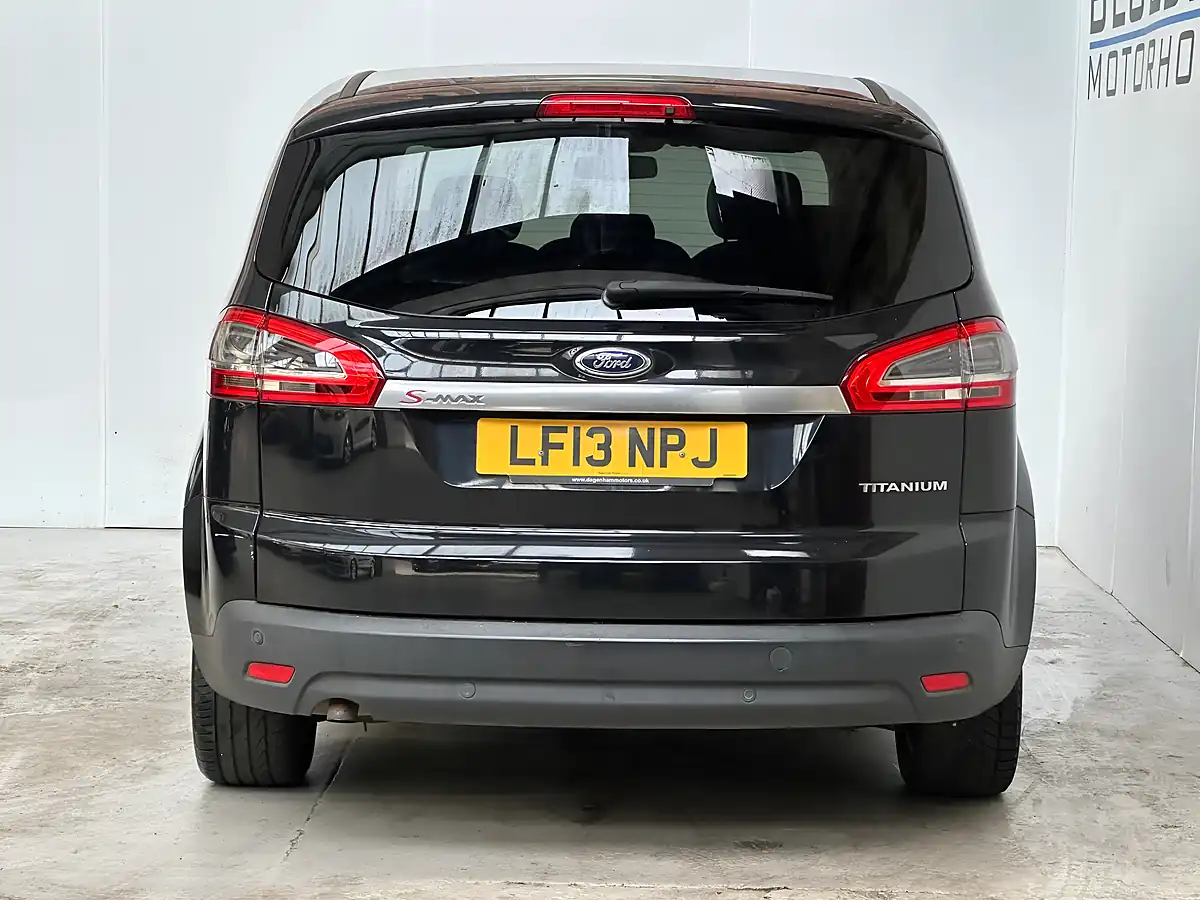 Used 2013 Ford S-Max Titanium Black - Interior and Exterior details 5