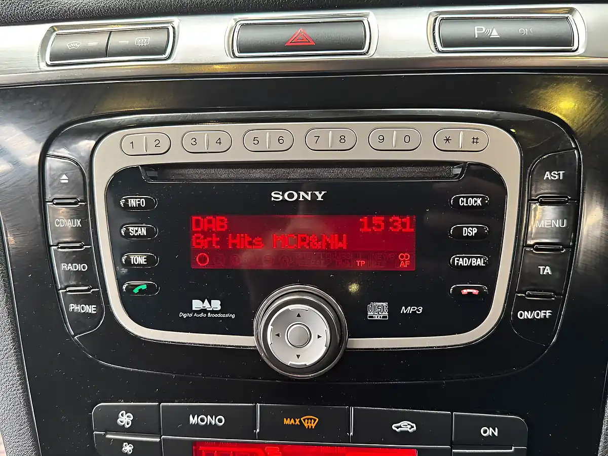 Used 2013 Ford S-Max Titanium White - Interior and Exterior details 13