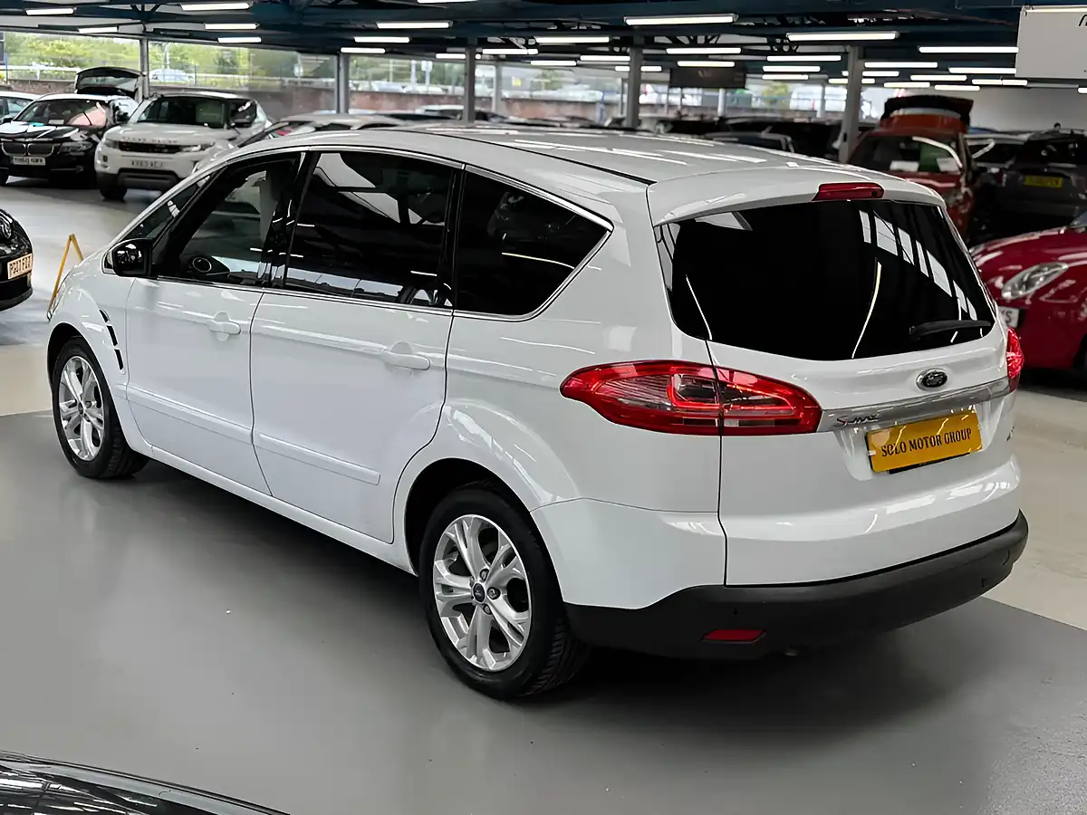 Used 2013 Ford S-Max Titanium White - Interior and Exterior details 2
