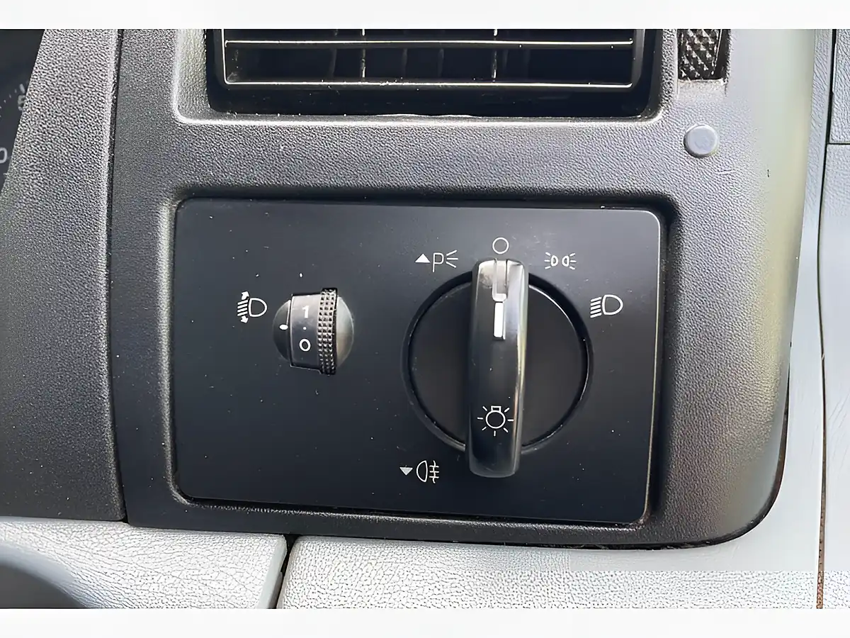 Used 2013 Ford Transit 280 Econetic L1 H1 White - Interior and Exterior details 16