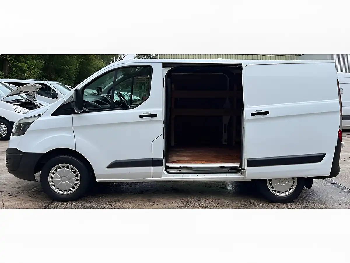 Used 2013 Ford Transit Custom 270 Panel Van L1 H2 White - Interior and Exterior details 13