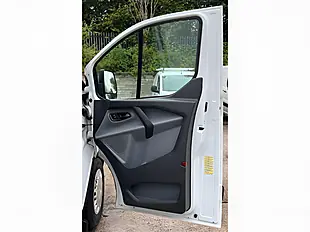 Used 2013 Ford Transit Custom 270 Panel Van L1 H2 White - Interior and Exterior details 16
