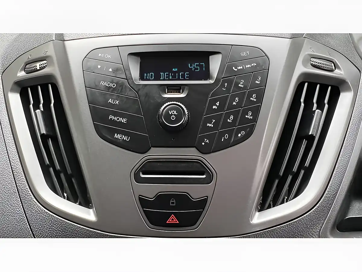 Used 2013 Ford Transit Custom 270 Panel Van L1 H2 White - Interior and Exterior details 18