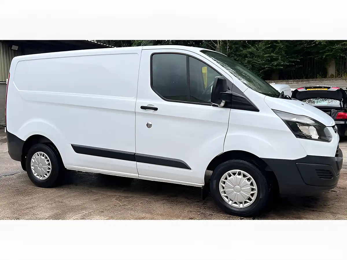 Used 2013 Ford Transit Custom 270 Panel Van L1 H2 White - Interior and Exterior details 6
