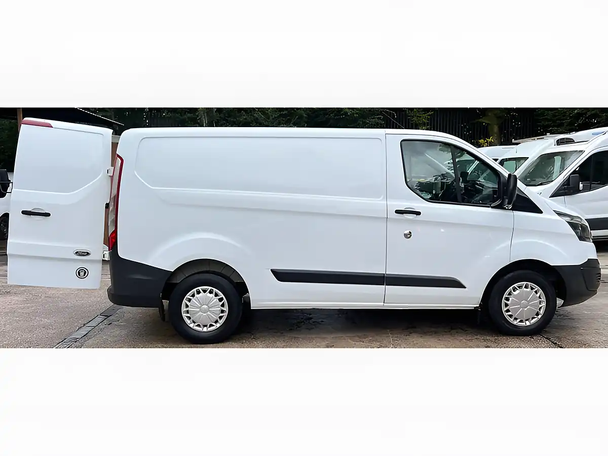 Used 2013 Ford Transit Custom 270 Panel Van L1 H2 White - Interior and Exterior details 8
