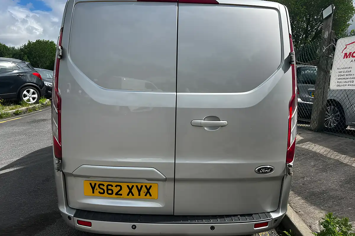 Used 2013 Ford Transit Custom Limited Silver - Interior and Exterior details 17