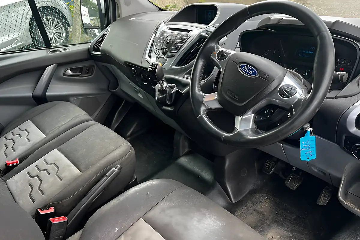 Used 2013 Ford Transit Custom Limited Silver - Interior and Exterior details 20