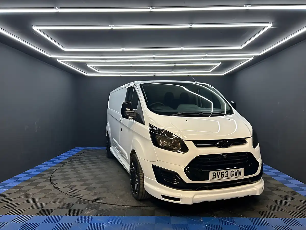 Used 2013 Ford Transit Custom Panel Van White - Interior and Exterior details 3