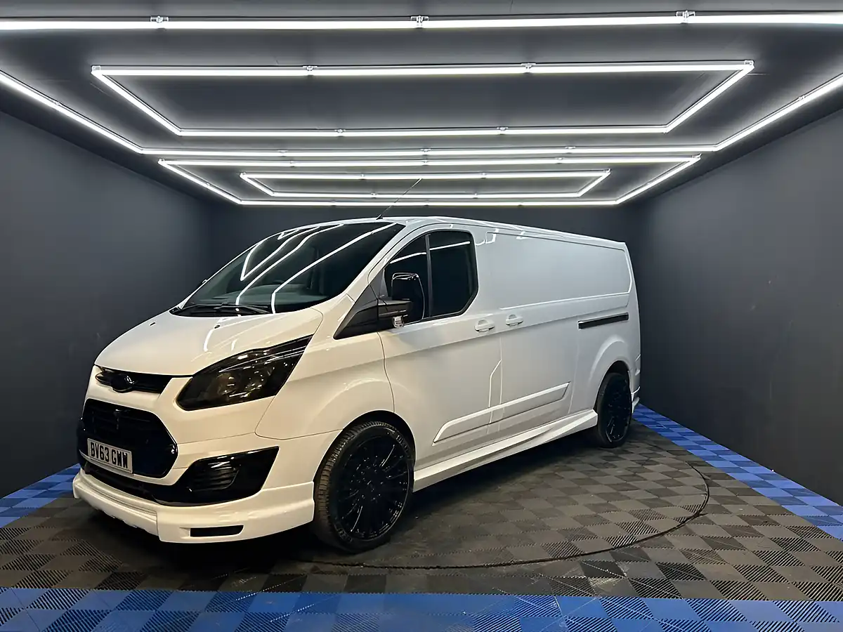 Used 2013 Ford Transit Custom Panel Van White - Interior and Exterior details 7