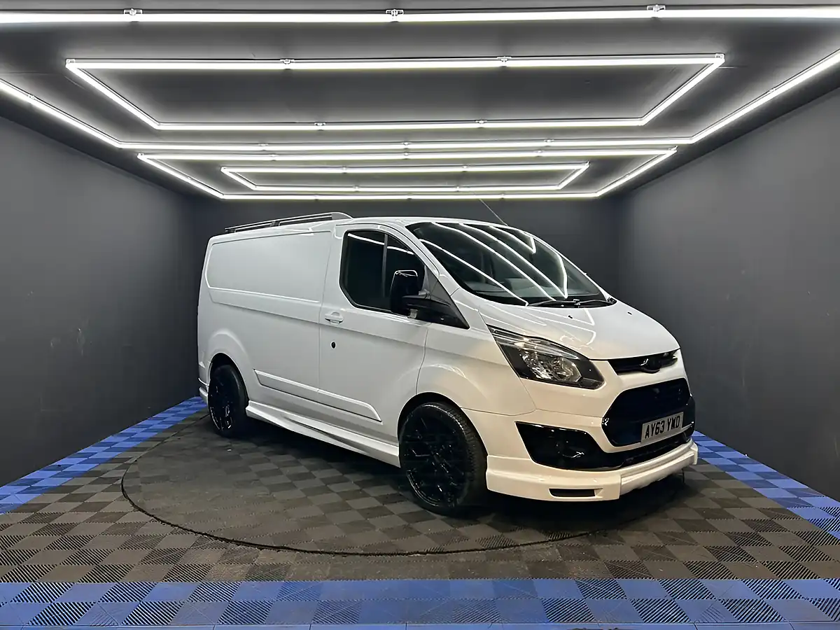 Used 2013 Ford Transit Custom Panel Van White - Interior and Exterior details 11