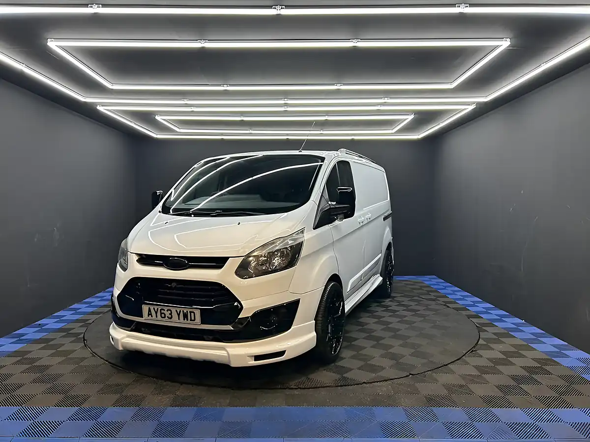 Used 2013 Ford Transit Custom Panel Van White - Interior and Exterior details 18